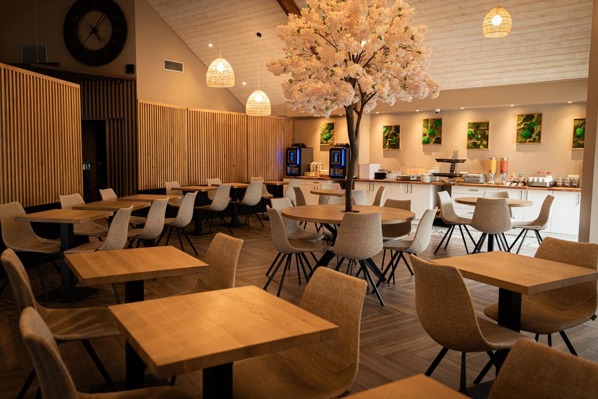 Logis Clermotel - Hotel & Restaurant Agnetz Exteriér fotografie